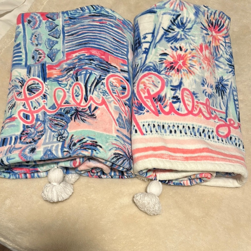 Lilly Pulitzer Vibrant Patterned Towels Set of 2